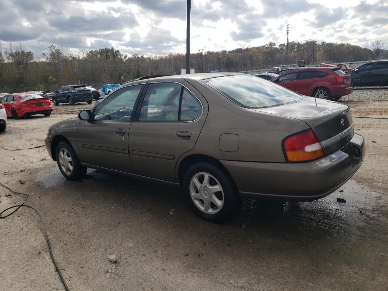 1N4DL01D4WC189694 1998 Nissan Altima Xe