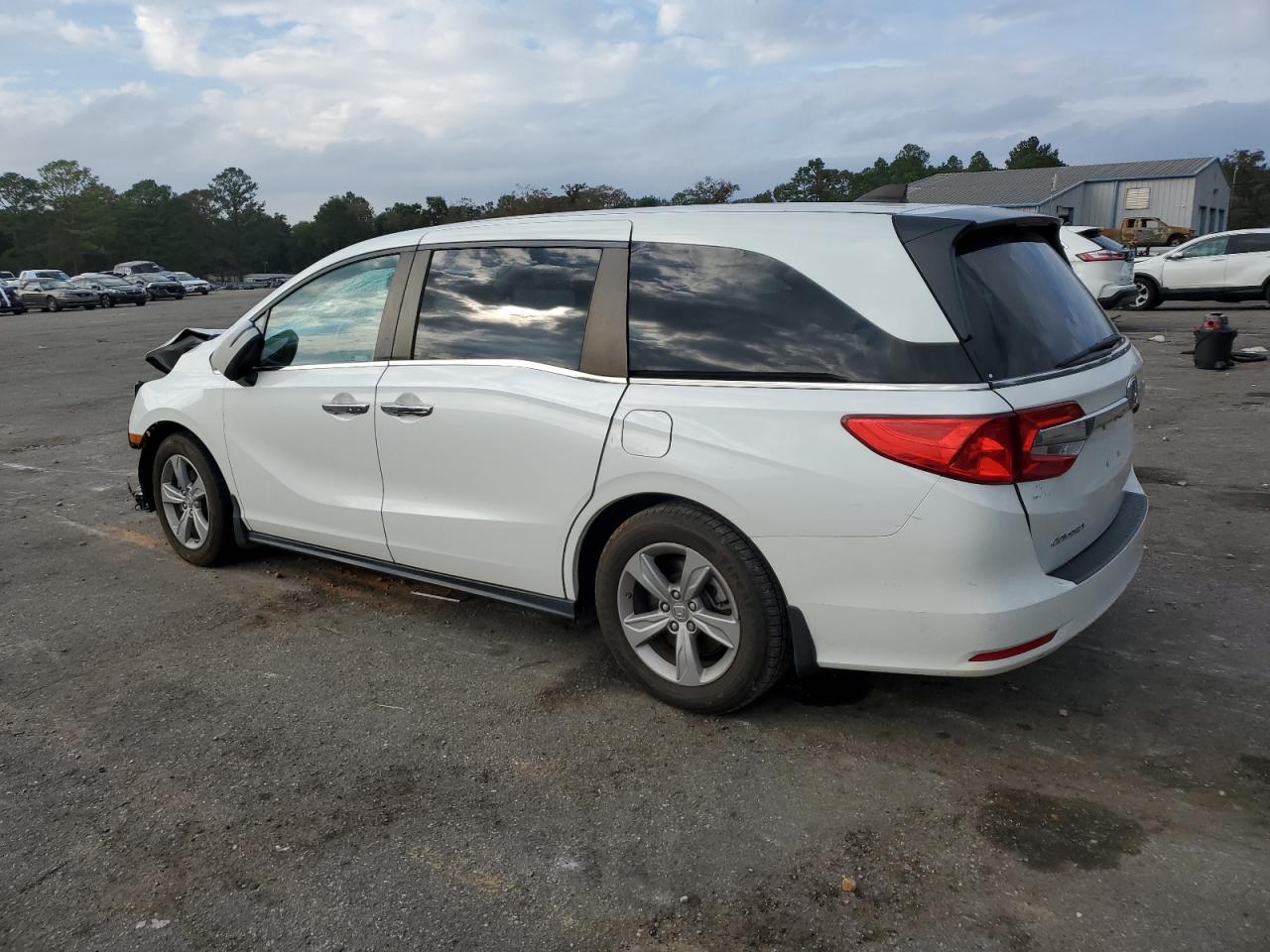 2020 Honda Odyssey Exl VIN: 5FNRL6H72LB017990 Lot: 82842164