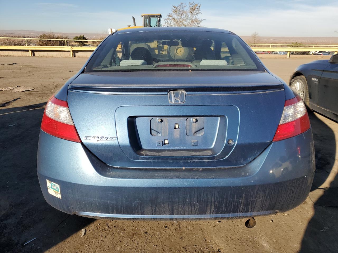 2008 Honda Civic Lx VIN: 2HGFG12698H555485 Lot: 81699104