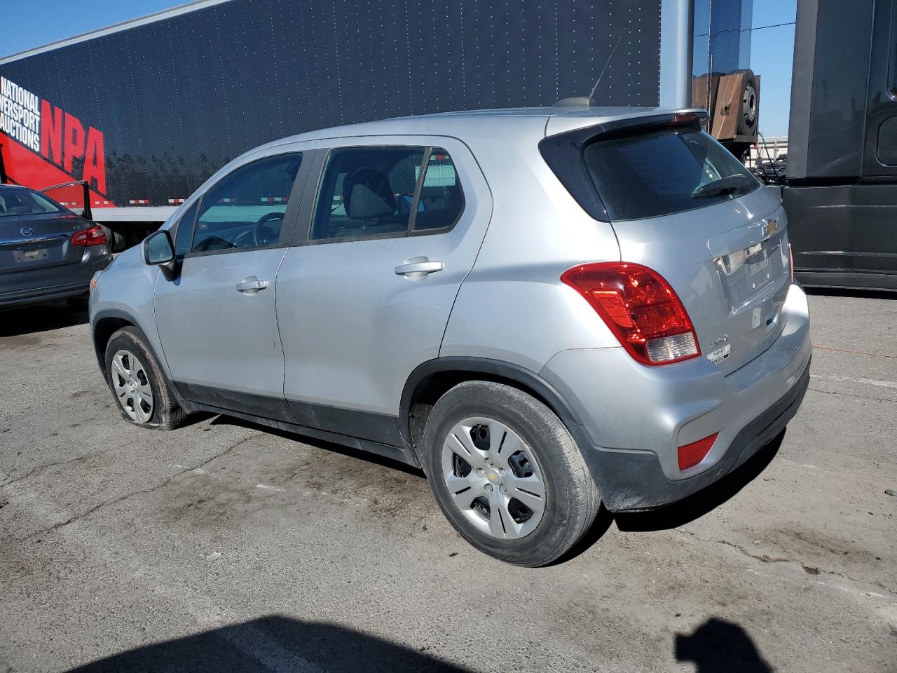 2017 Chevrolet Trax Ls VIN: KL7CJKSB9HB056746 Lot: 80917694