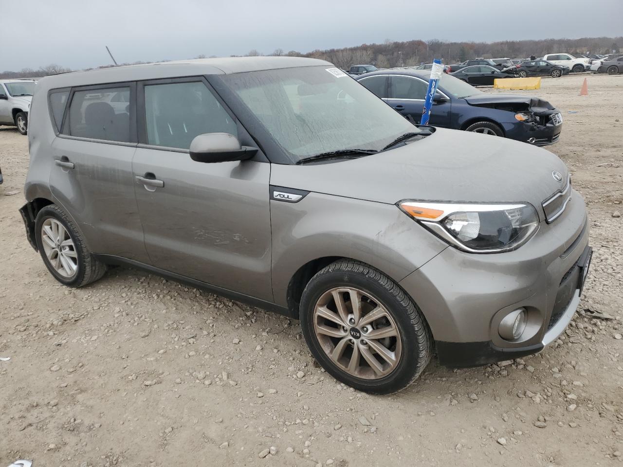 2018 Kia Soul + VIN: KNDJP3A5XJ7511283 Lot: 82588704