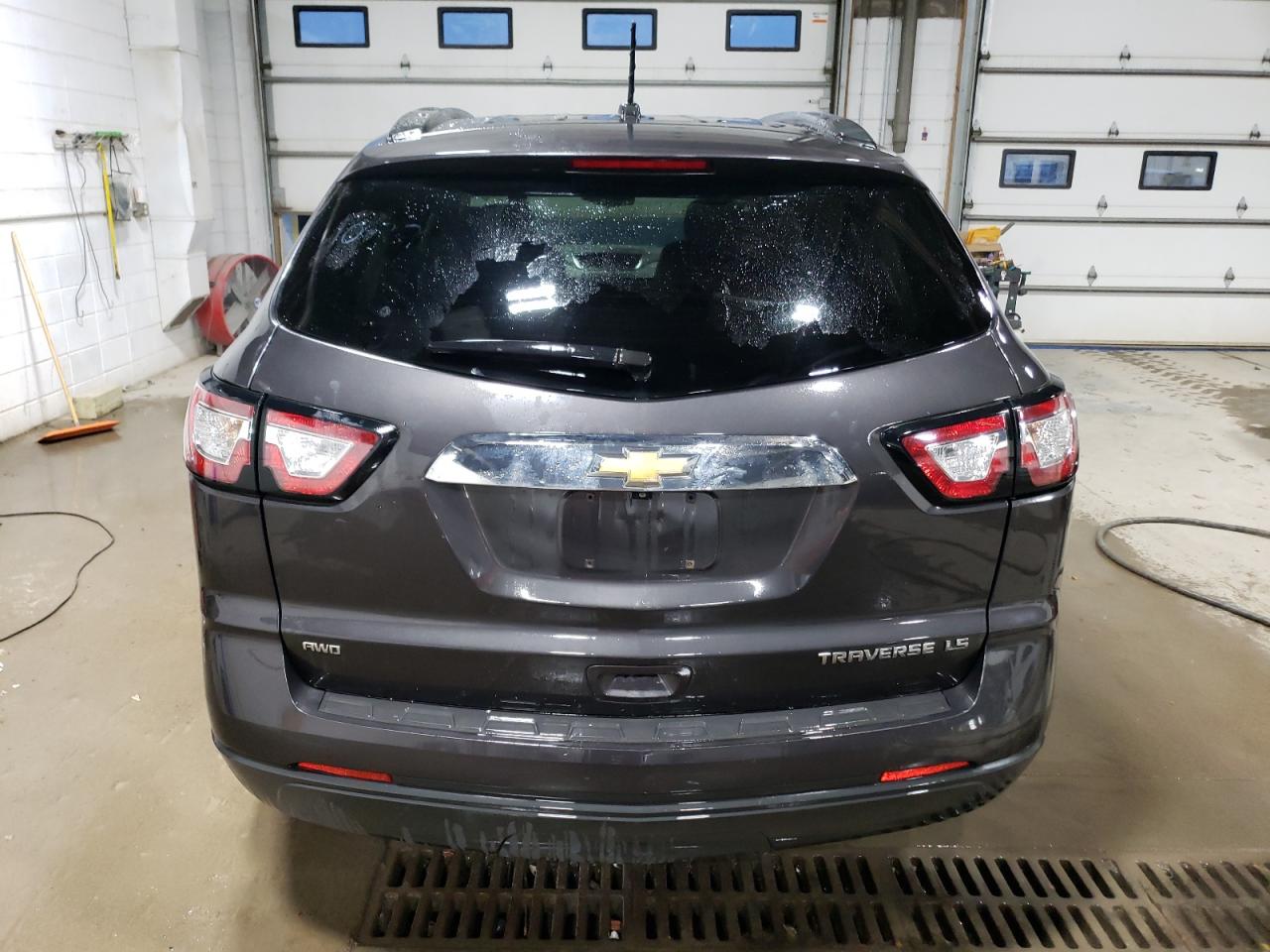 1GNKVFED7EJ182605 2014 Chevrolet Traverse Ls