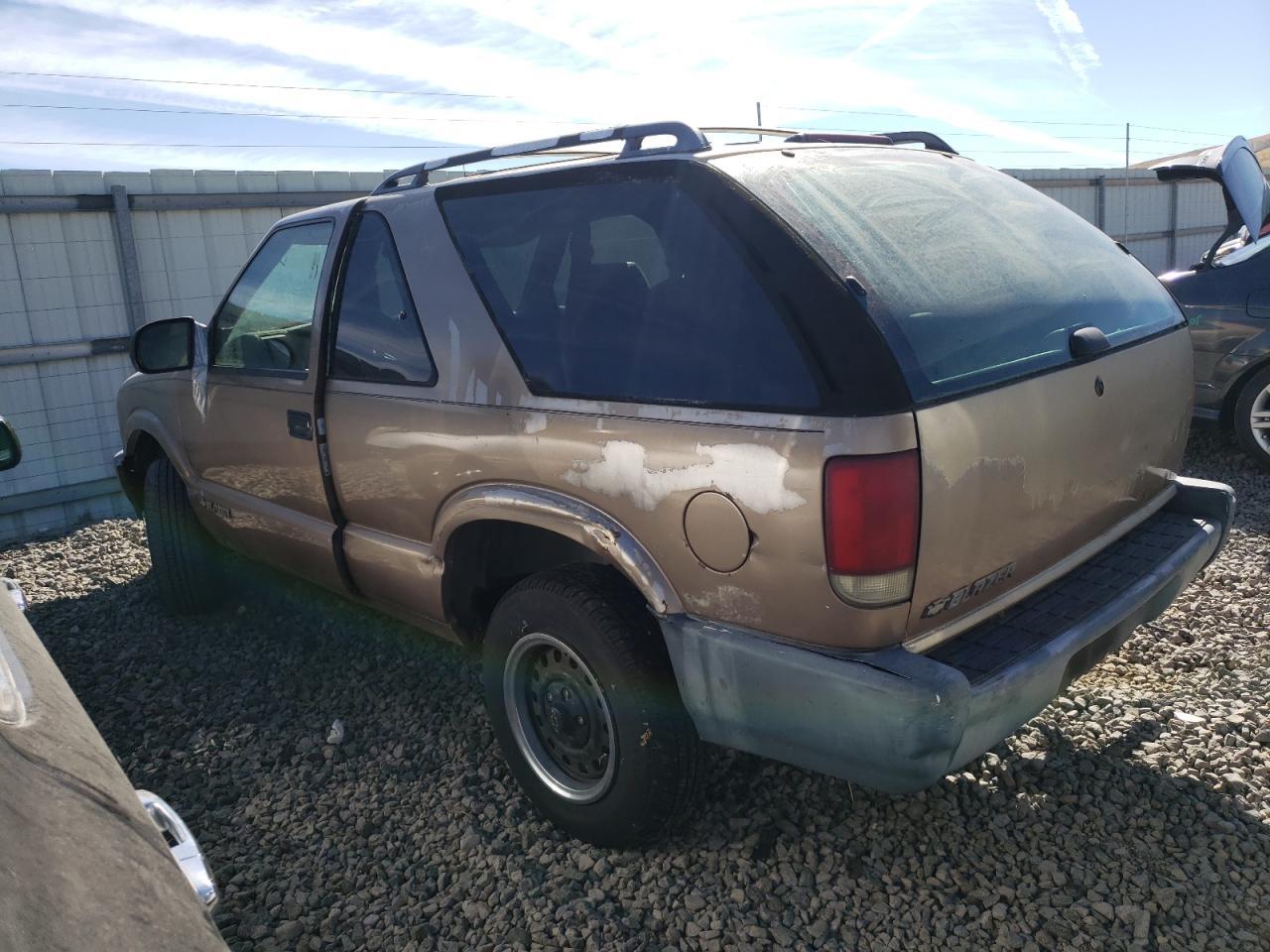 1997 Chevrolet Blazer VIN: 1GNCT18W5VK104375 Lot: 81480684