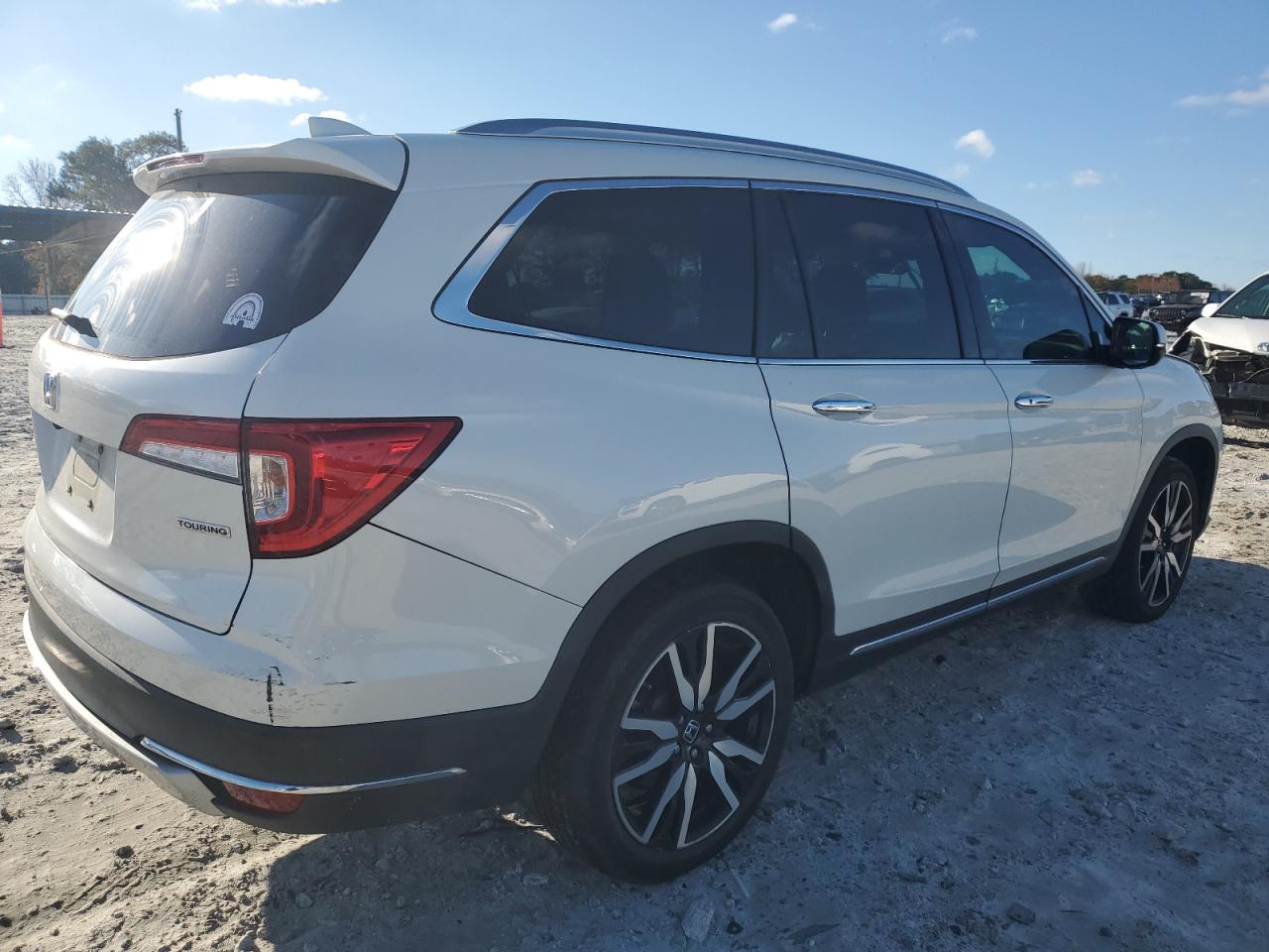 2019 Honda Pilot Touring VIN: 5FNYF5H92KB018859 Lot: 81676884