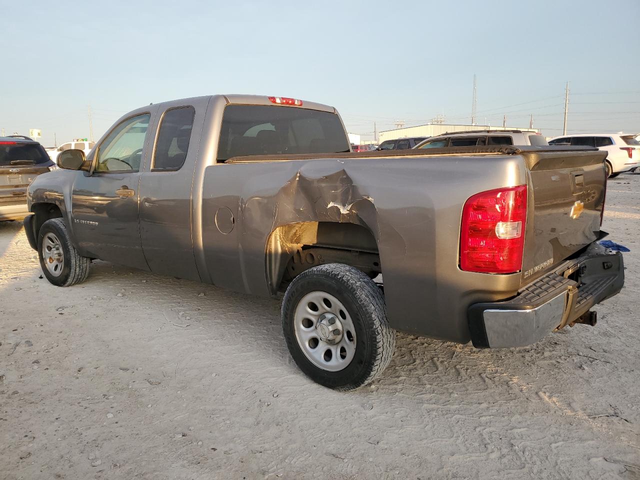 2007 Chevrolet Silverado C1500 VIN: 1GCEC19C27Z622508 Lot: 81956904