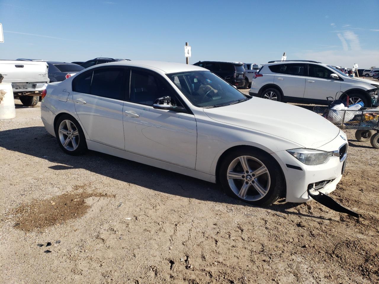 2015 BMW 320 I VIN: WBA3B1G52FNT03868 Lot: 82004464