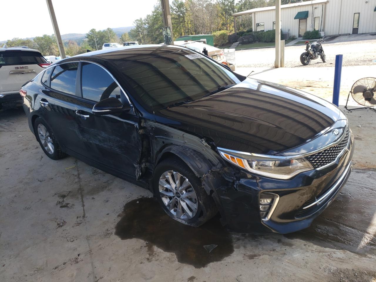 2018 Kia Optima Lx VIN: 5XXGT4L32JG216502 Lot: 79930184