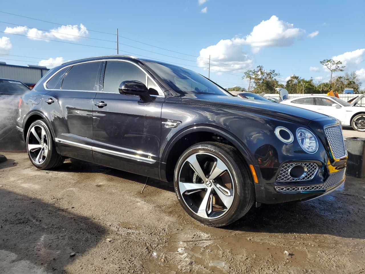 SJAAC2ZV9HC012780 2017 Bentley Bentayga