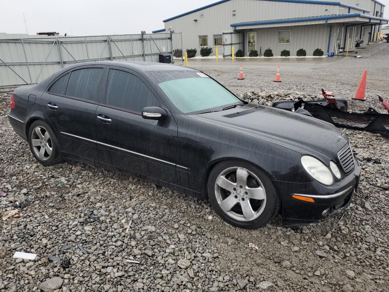 2004 Mercedes-Benz E 320 VIN: WDBUF65J34A499427 Lot: 82122914