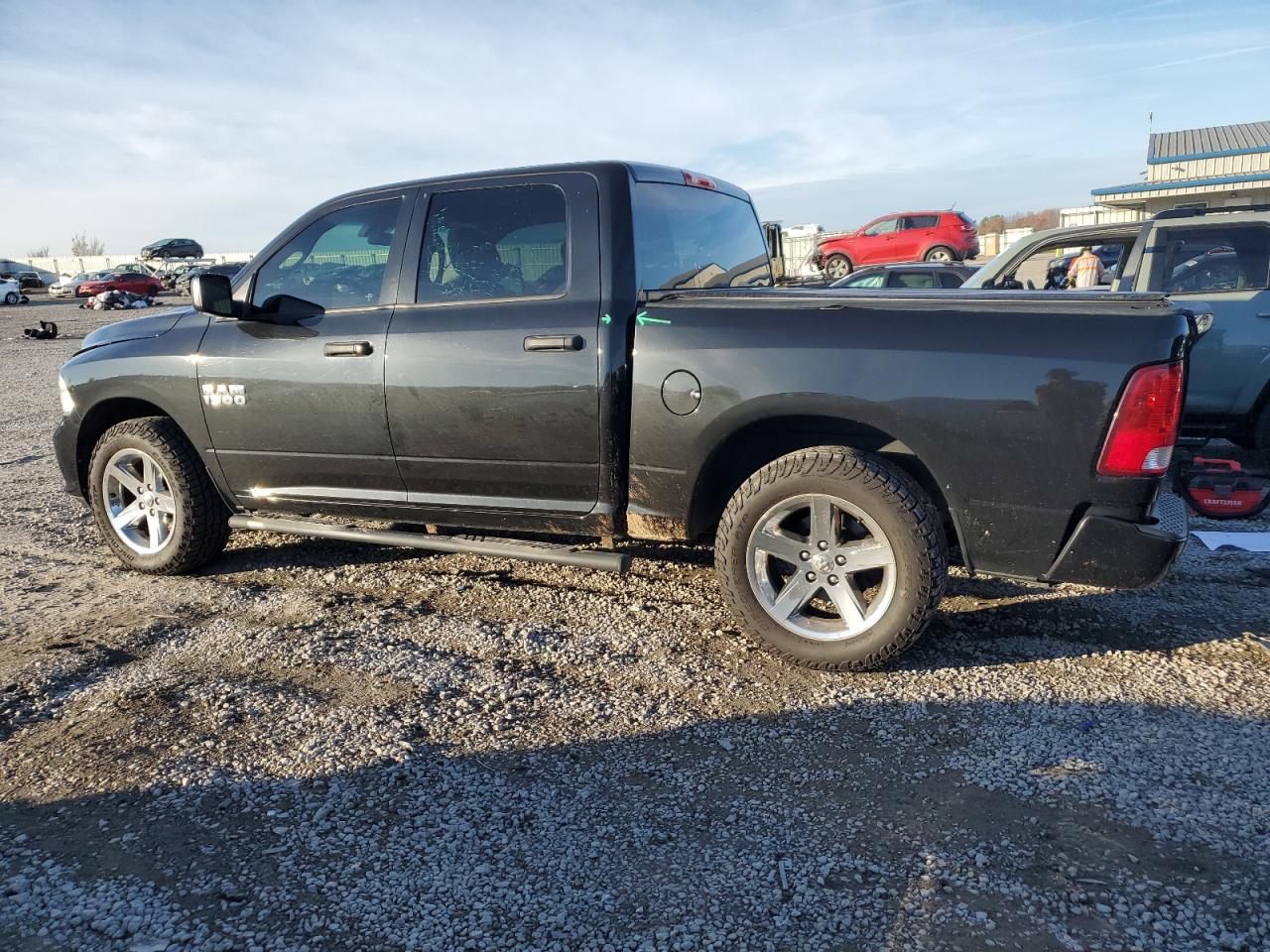 2018 Ram 1500 St VIN: 3C6RR7KG3JG203310 Lot: 82222274