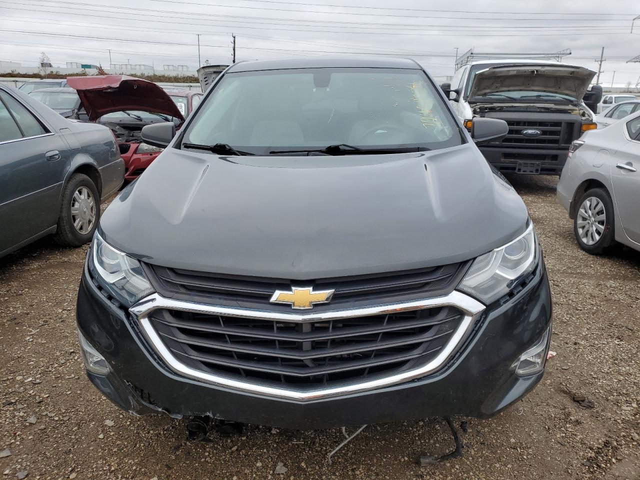 2GNAXHEV3J6210739 2018 Chevrolet Equinox Ls