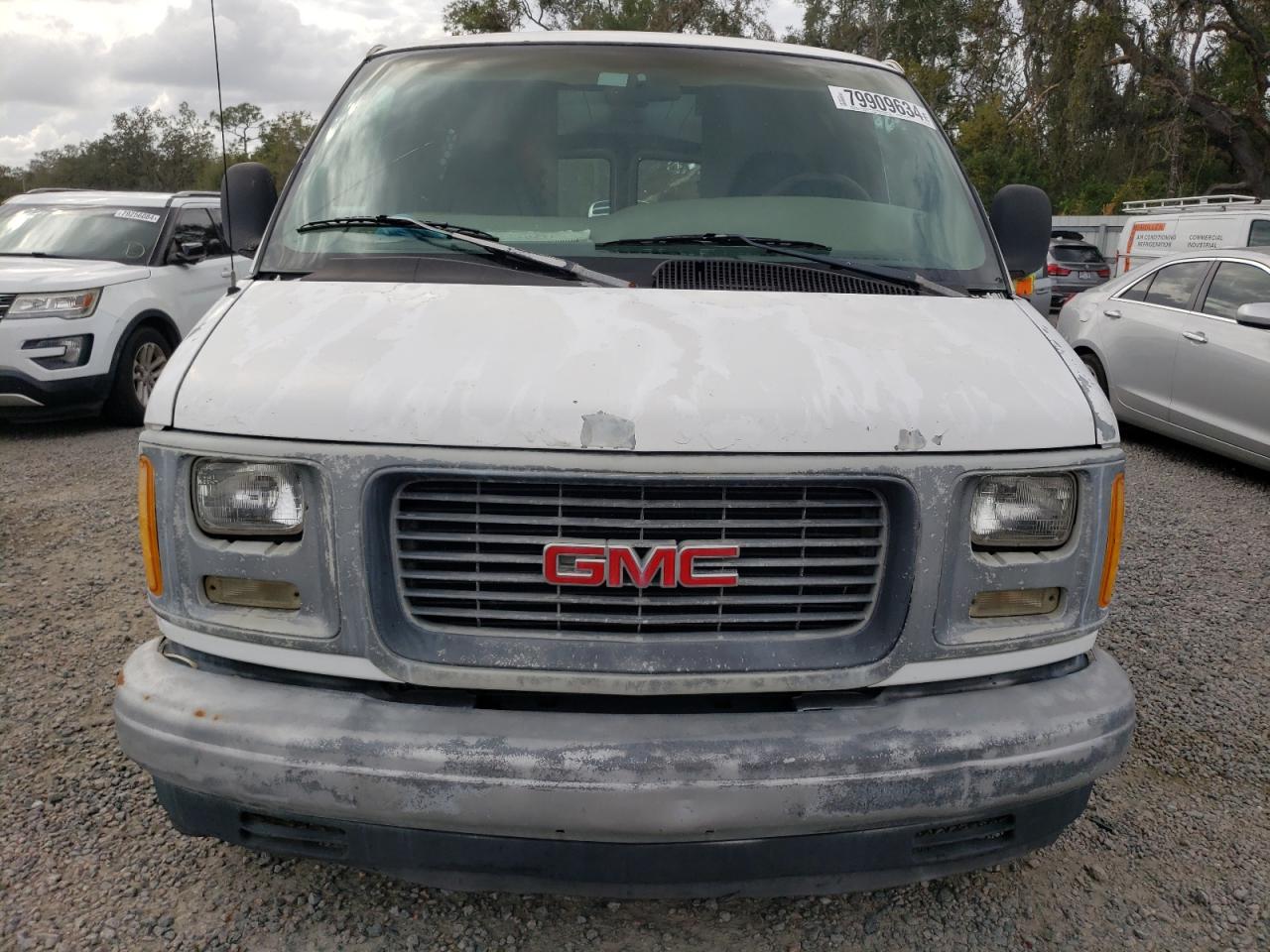 1998 GMC Savana G2500 VIN: 1GTFG25R1W1068819 Lot: 79909634