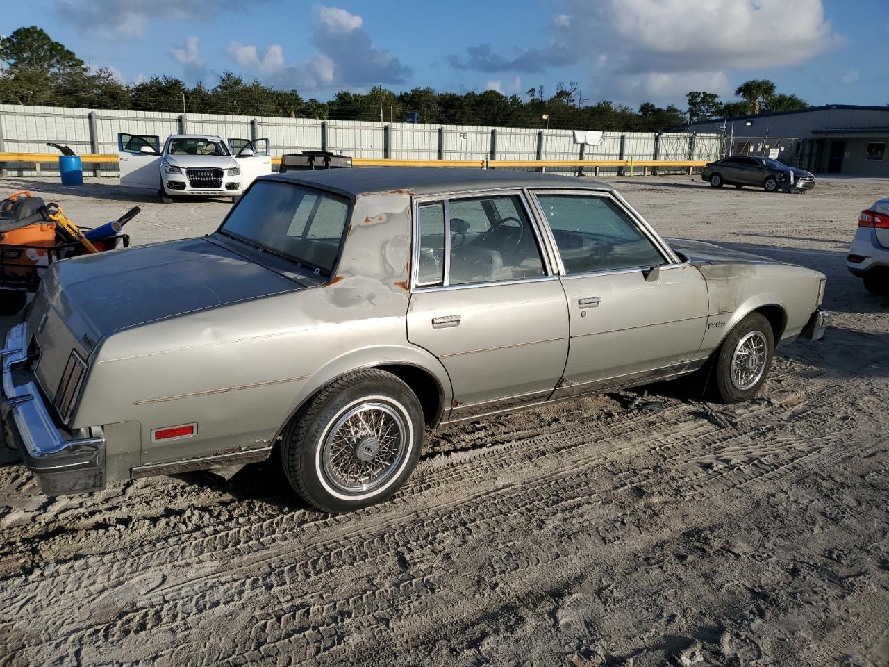 1G3AM69Y2ER401167 1984 Oldsmobile Cutlass Supreme Brougham