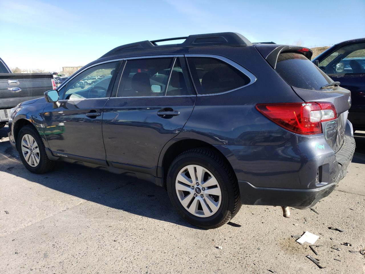 2015 Subaru Outback 2.5I Premium VIN: 4S4BSBCC8F3325423 Lot: 81295864