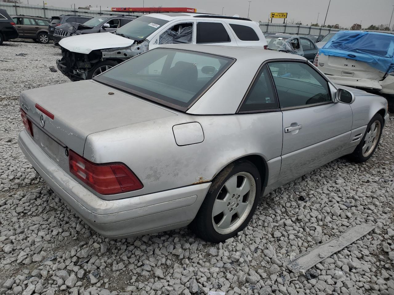 2000 Mercedes-Benz Sl 500 VIN: WDBFA68FXYF193025 Lot: 81906814