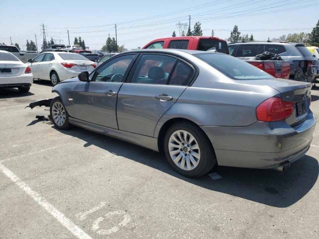 WBAPH535X9A435785 2009 BMW 328 I Sulev