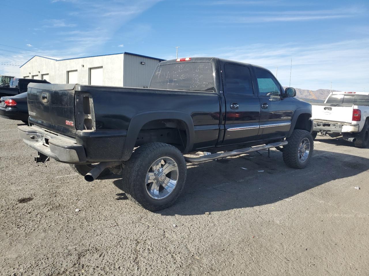 2006 GMC Sierra K2500 Heavy Duty VIN: 1GTHK23U26F157221 Lot: 83045244