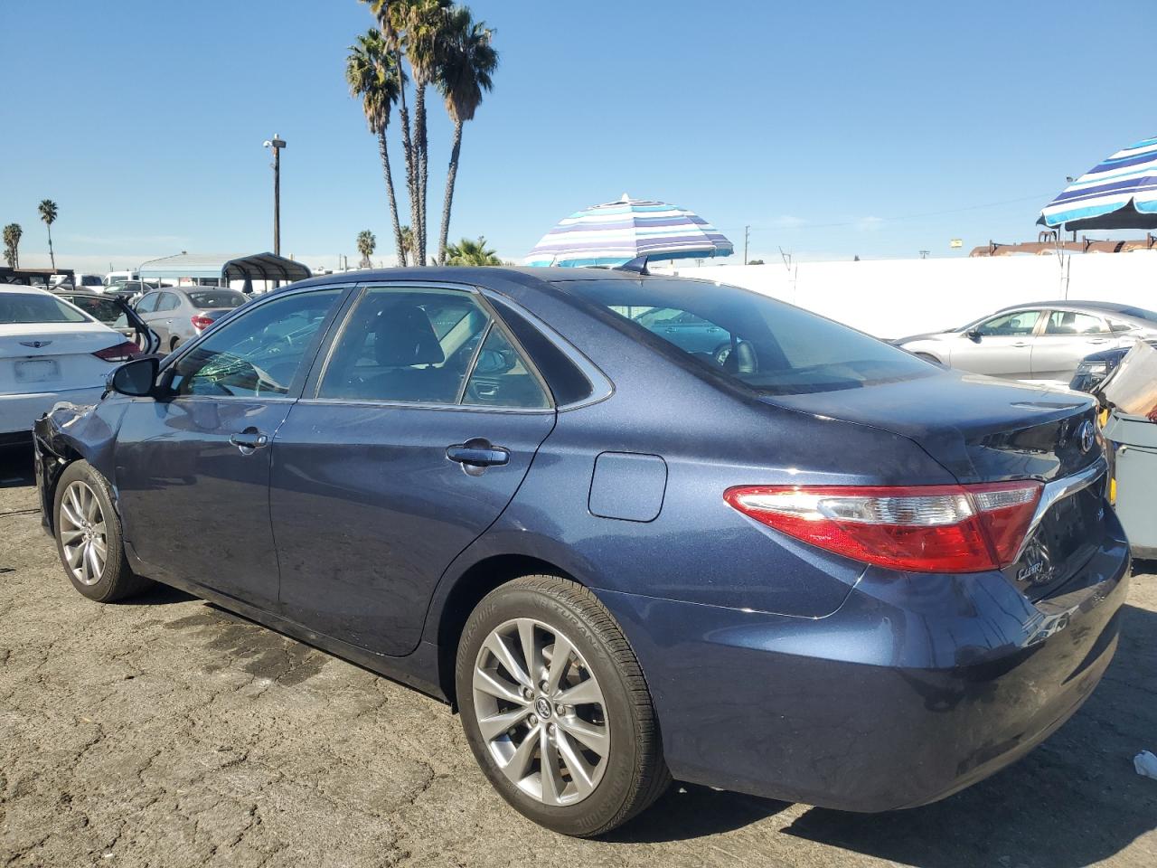 2016 Toyota Camry Le VIN: 4T1BF1FK2GU508507 Lot: 81266944