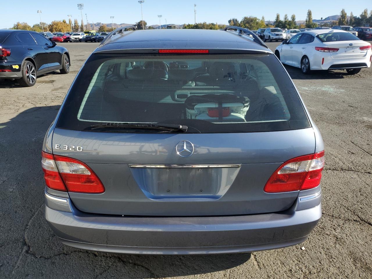 WDBUH65J84A384087 2004 Mercedes-Benz E 320