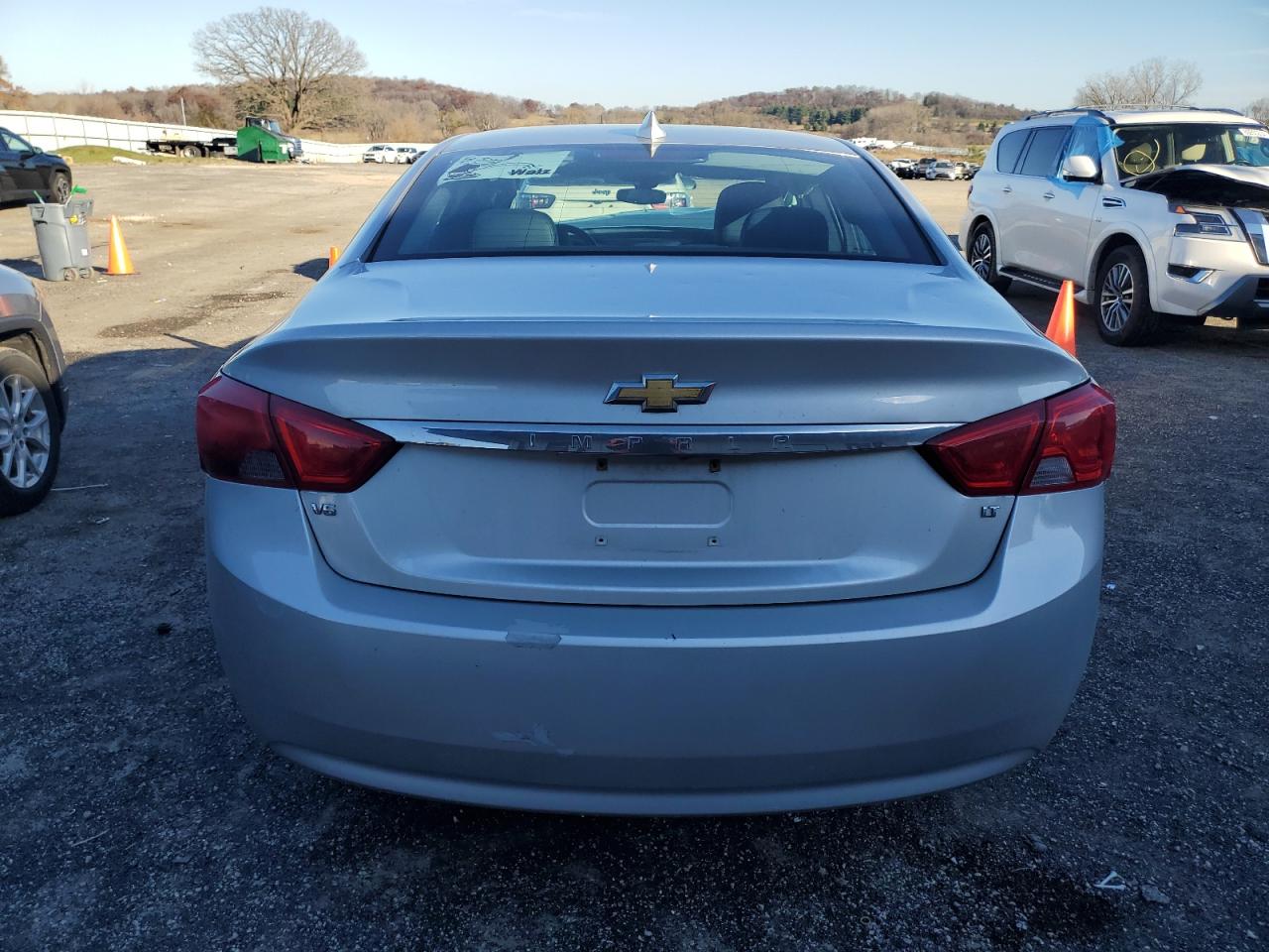 2017 Chevrolet Impala Lt VIN: 1G1105S33HU189359 Lot: 80204264