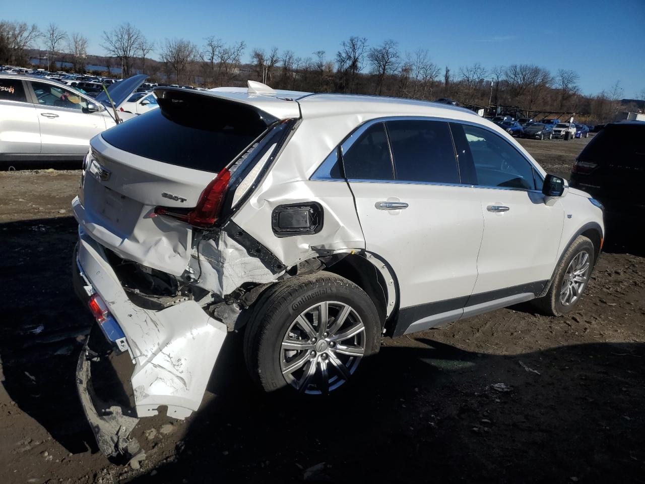 2023 Cadillac Xt4 Premium Luxury VIN: 1GYFZDR46PF218782 Lot: 82017814