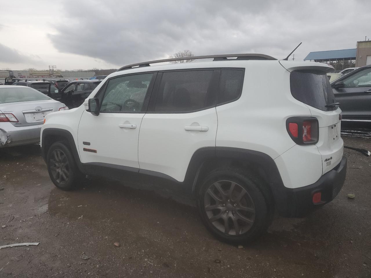 2016 Jeep Renegade Latitude VIN: ZACCJBBW4GPD10048 Lot: 80266504