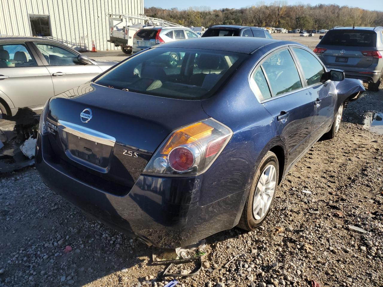 2011 Nissan Altima Base VIN: 1N4AL2AP3BN464611 Lot: 80740094