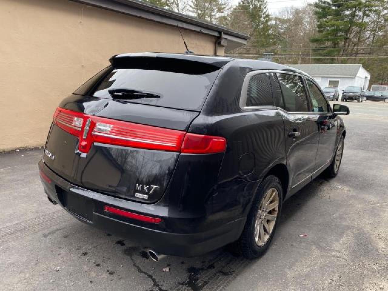 2LMHJ5NK0GBL00069 2016 Lincoln Mkt