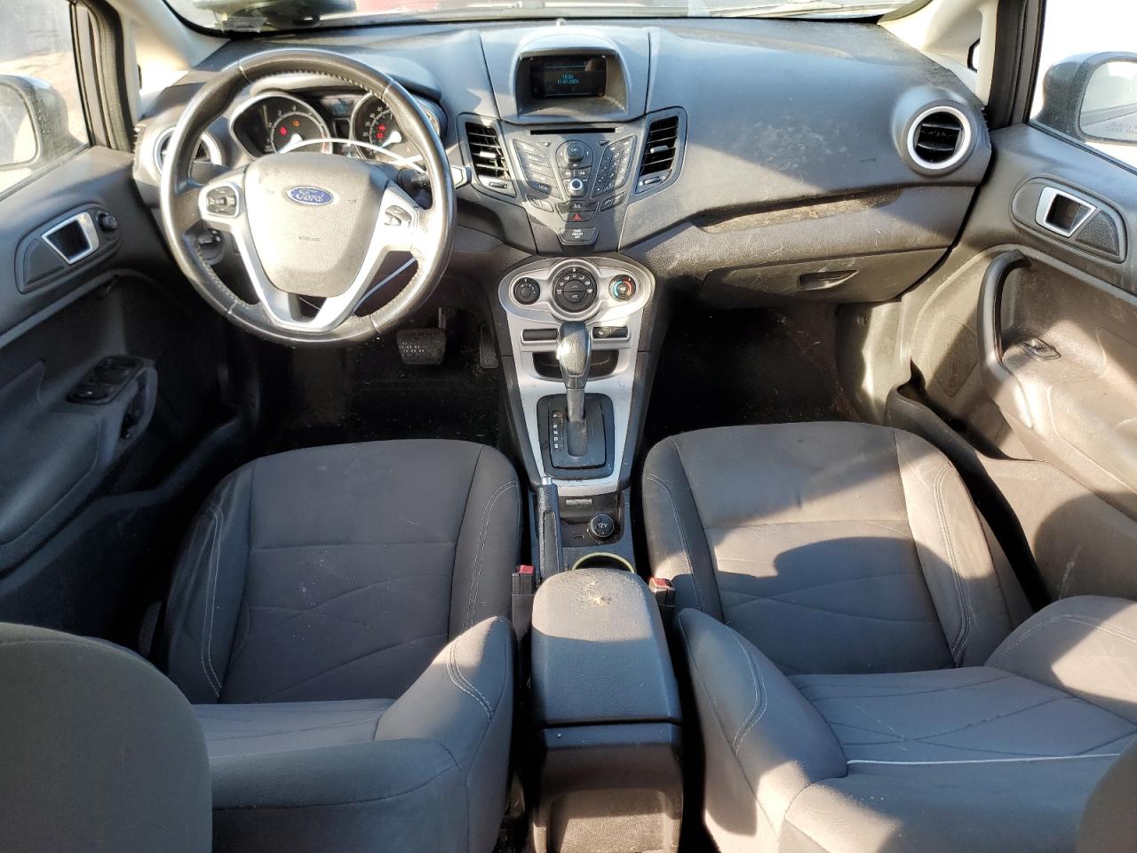 3FADP4BJ1EM124833 2014 Ford Fiesta Se