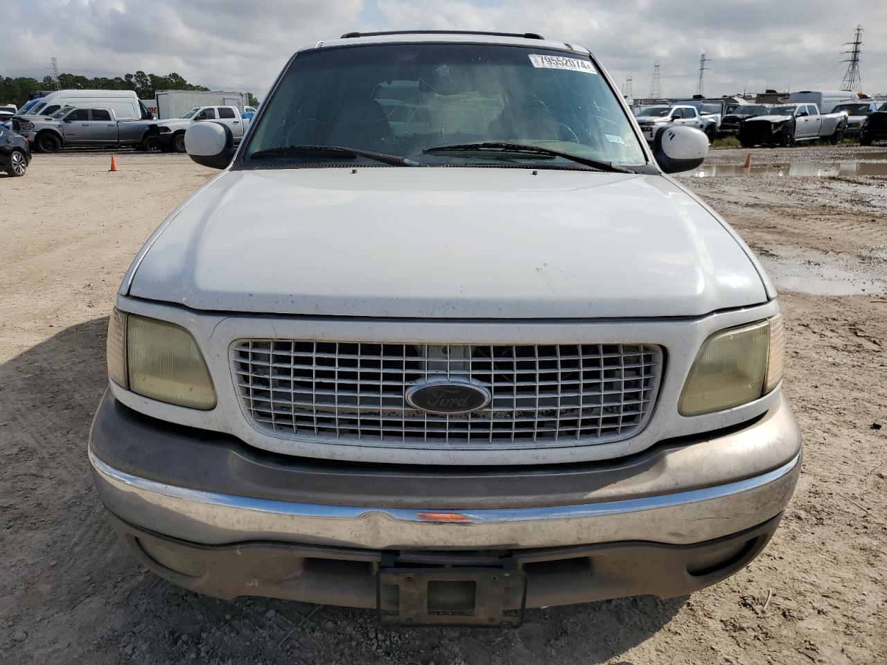 1FMRU17W62LA76735 2002 Ford Expedition Eddie Bauer