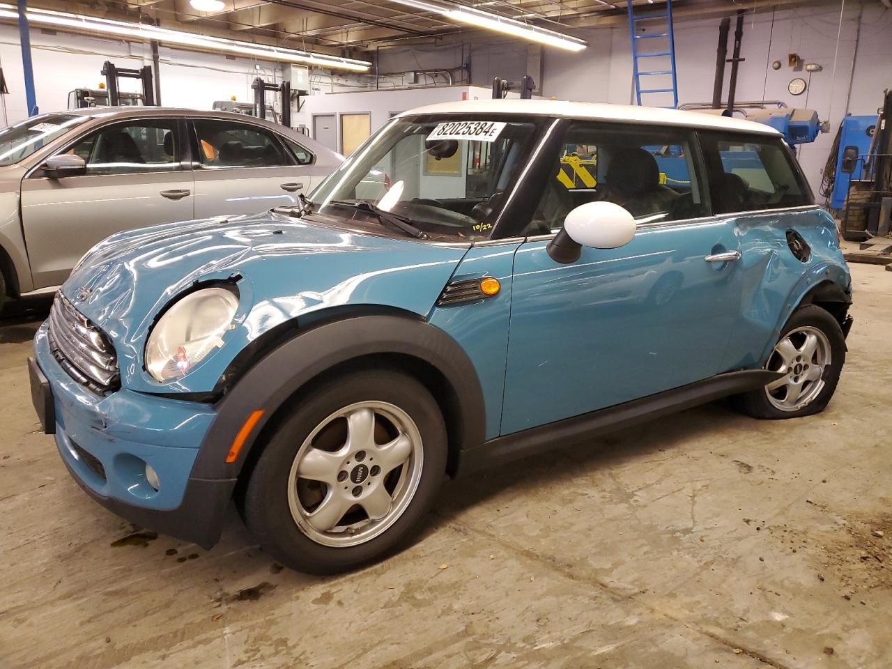 2009 Mini Cooper VIN: WMWMF33549TW79157 Lot: 82025384