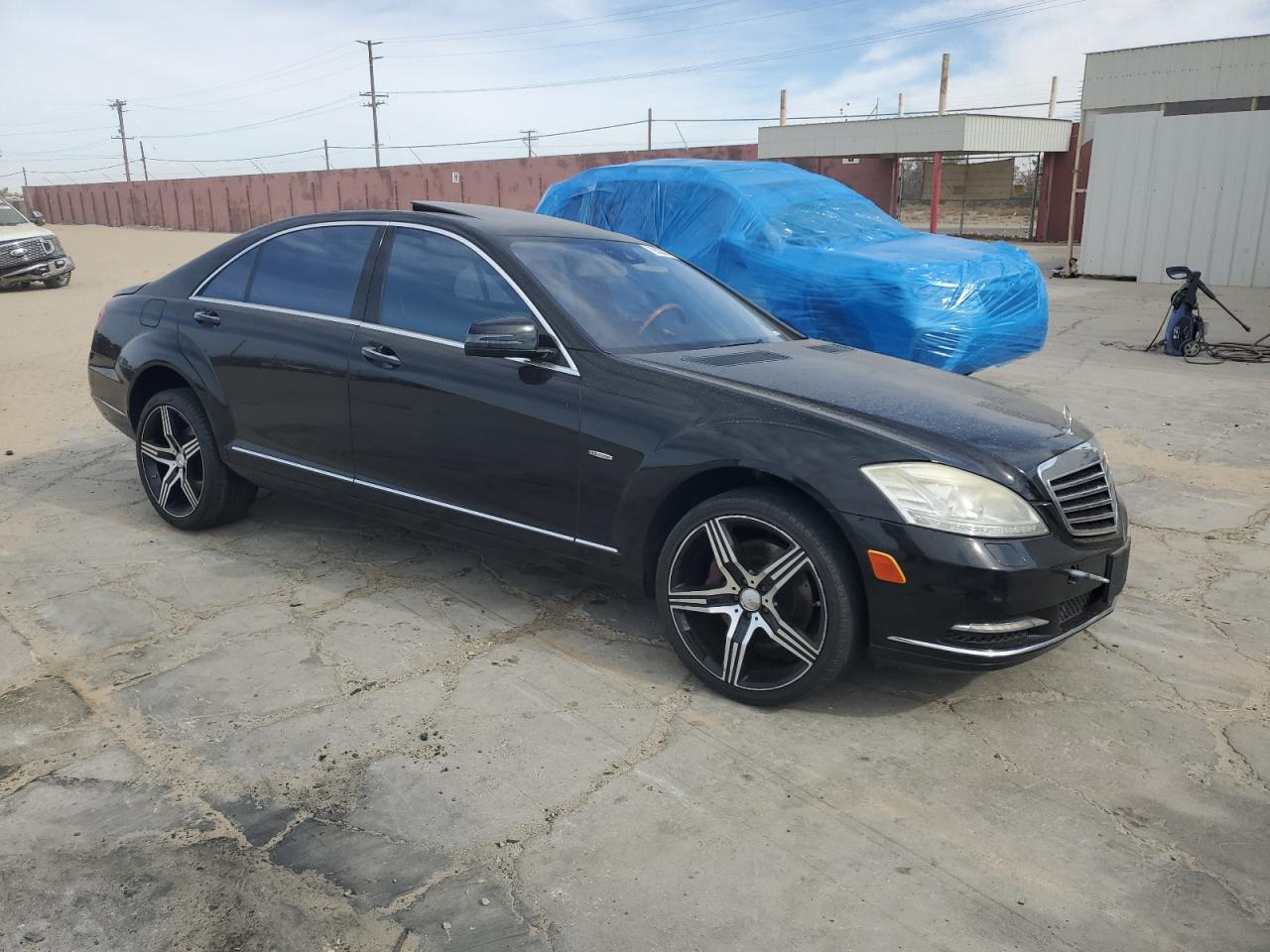 WDDNG7DB3CA421897 2012 Mercedes-Benz S 550