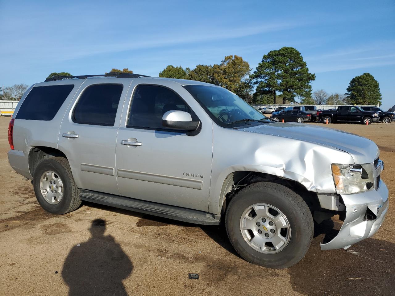 2011 Chevrolet Tahoe C1500 Ls VIN: 1GNSCAE06BR374455 Lot: 81076794