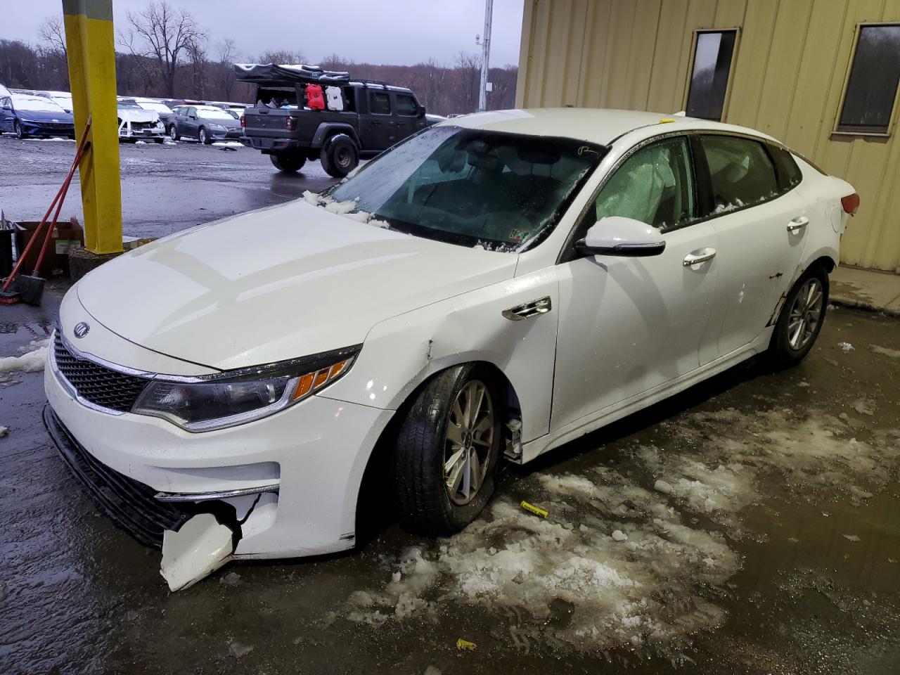 2018 Kia Optima Lx VIN: 5XXGT4L33JG229307 Lot: 81859844