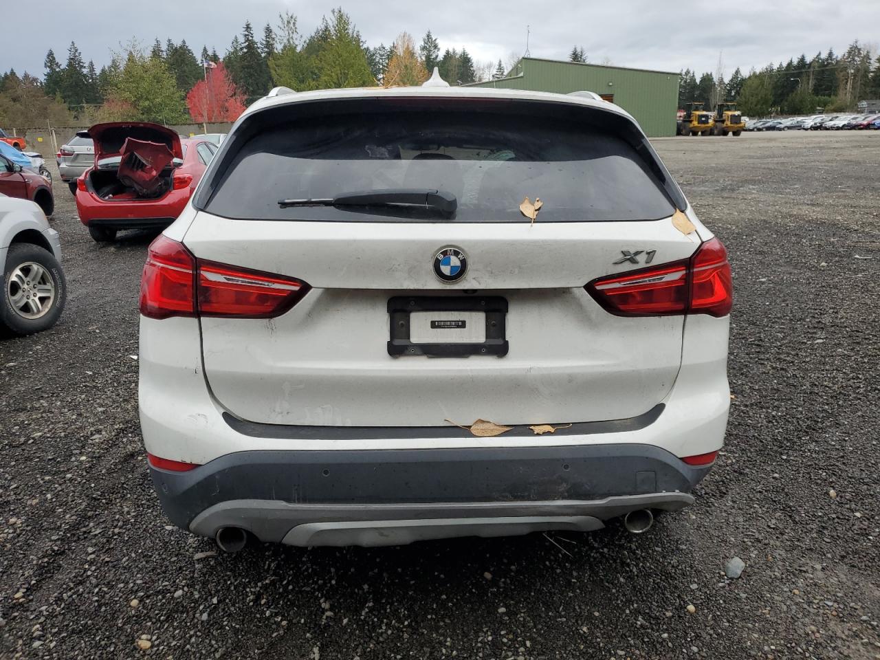 WBXHT3C39GP888673 2016 BMW X1 xDrive28I