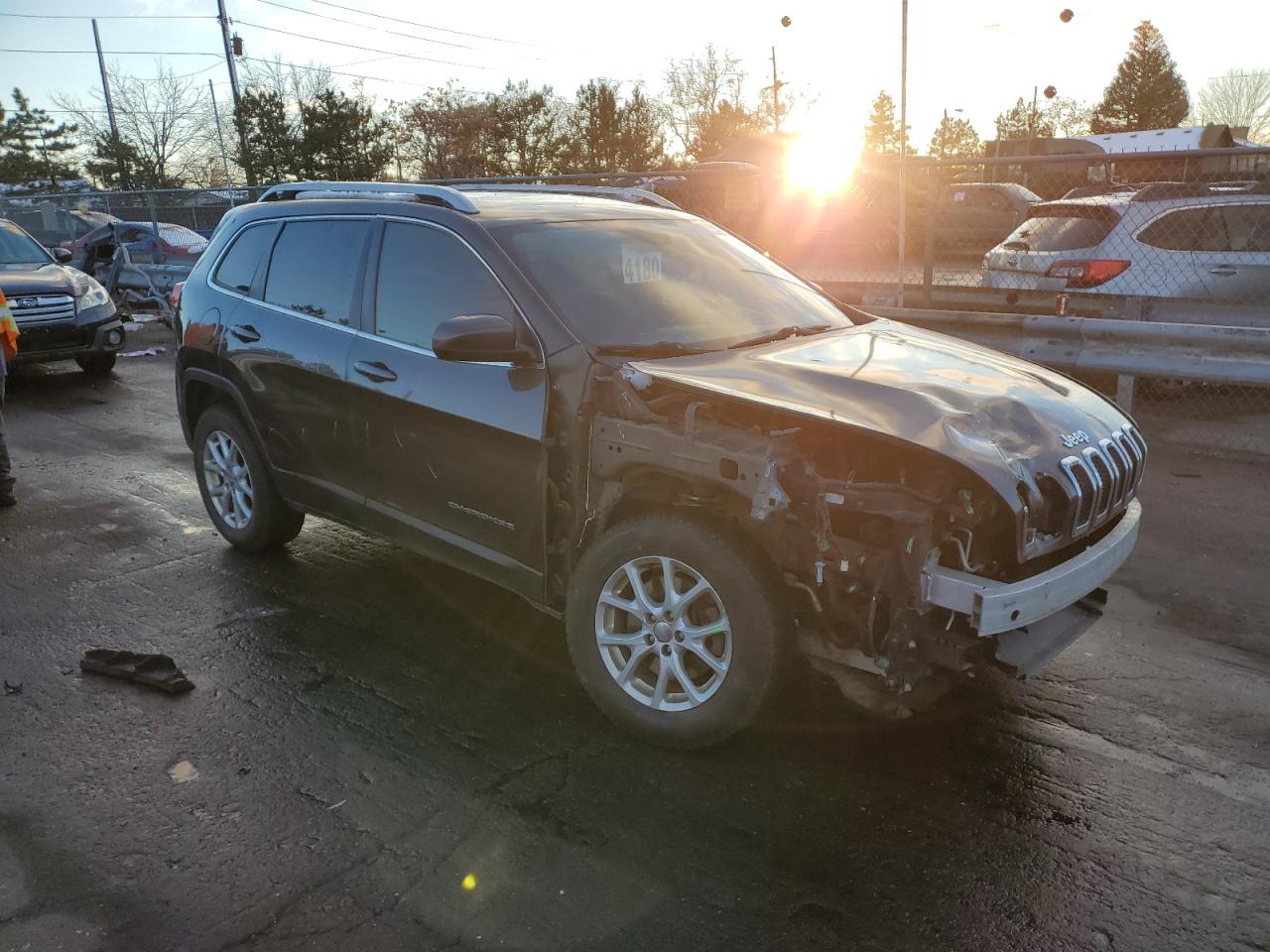 2014 Jeep Cherokee Latitude VIN: 1C4PJMCB9EW138088 Lot: 82811564