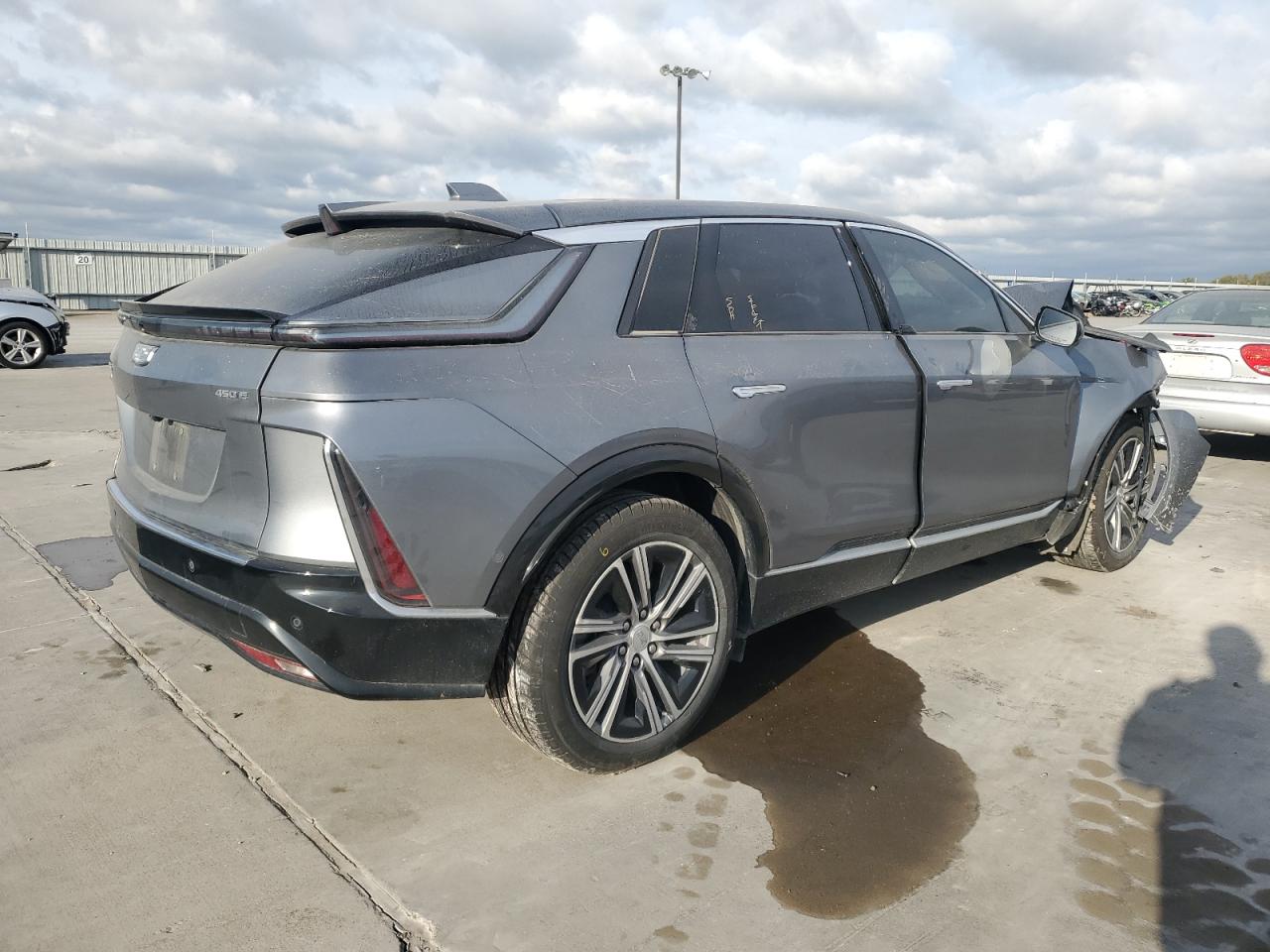 2023 Cadillac Lyriq Luxury VIN: 1GYKPMRK5PZ002424 Lot: 81104604