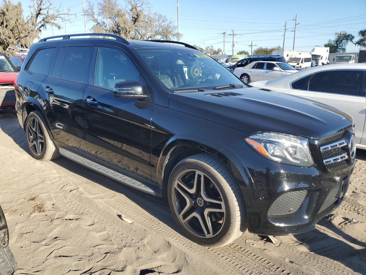 4JGDF7DEXJB002869 2018 Mercedes-Benz Gls 550 4Matic