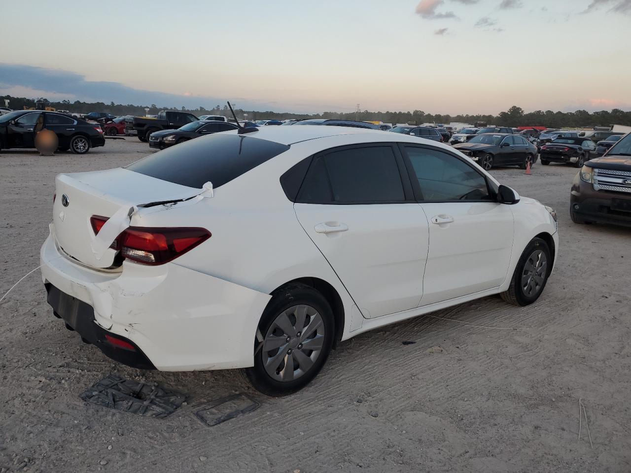 2020 Kia Rio Lx VIN: 3KPA24AD8LE362385 Lot: 82496814