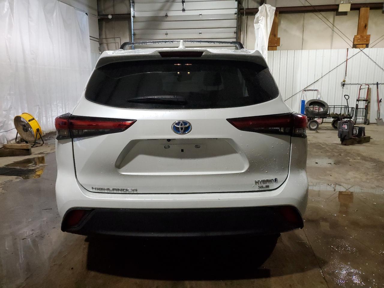 2022 Toyota Highlander Hybrid Xle VIN: 5TDGBRCH4NS549235 Lot: 82021554