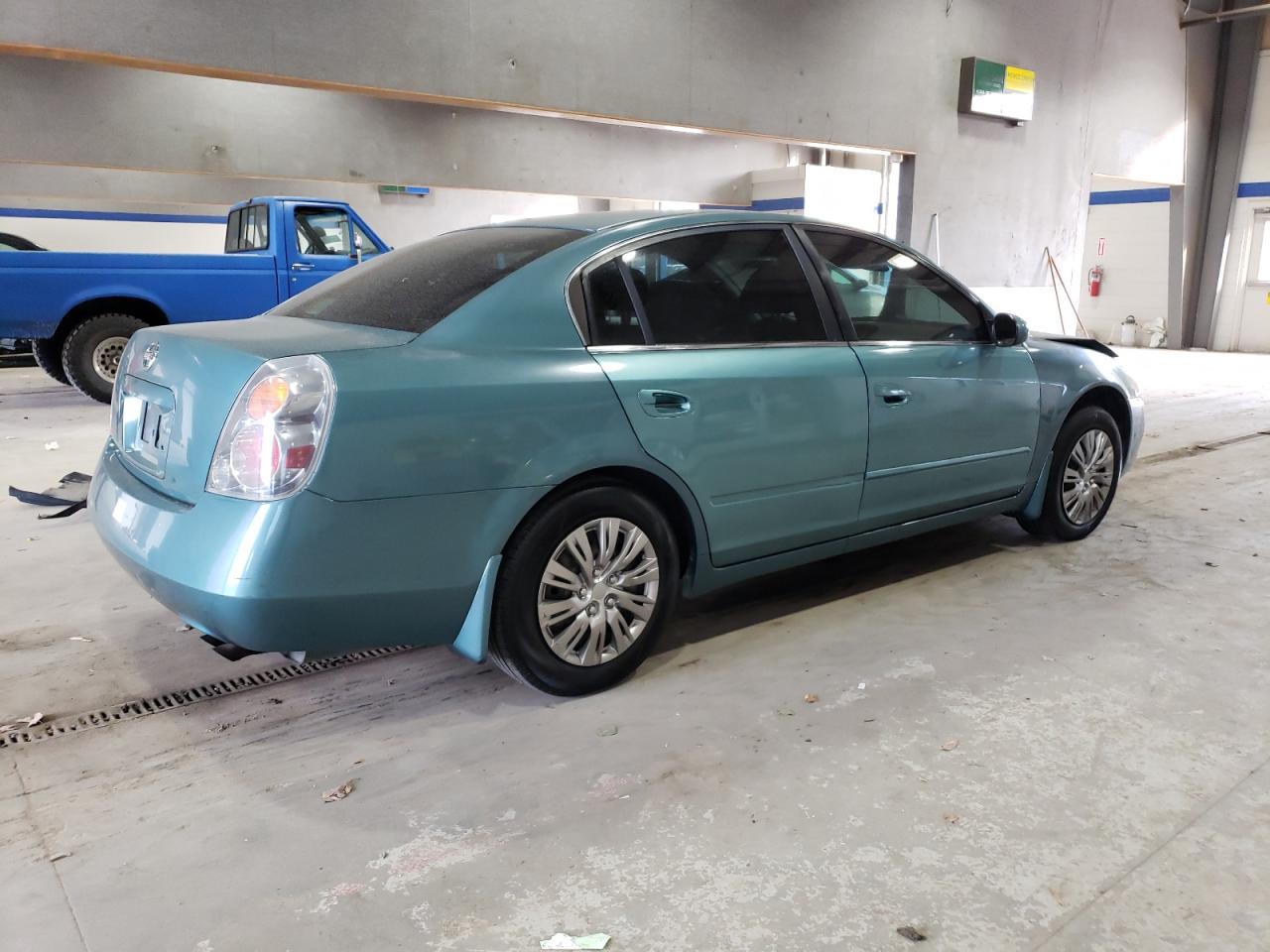 1N4AL11DX2C714227 2002 Nissan Altima Base