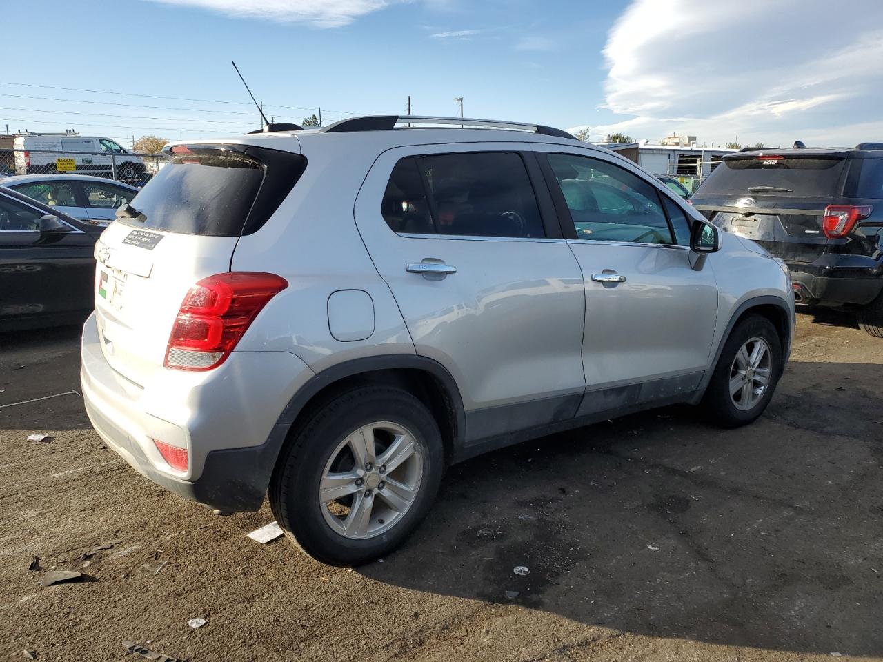 2017 Chevrolet Trax 1Lt VIN: 3GNCJLSB3HL211323 Lot: 81930924