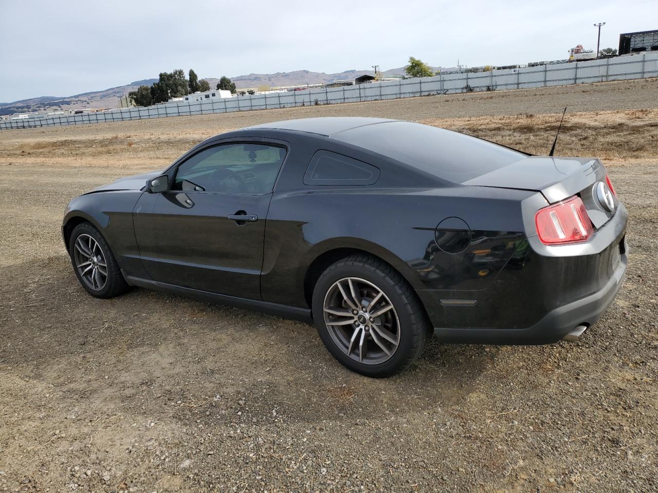 1ZVBP8AN3A5181335 2010 Ford Mustang