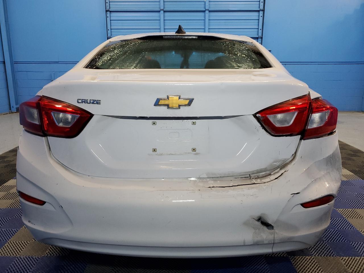 2019 Chevrolet Cruze Ls VIN: 1G1BC5SM2K7135111 Lot: 80984354