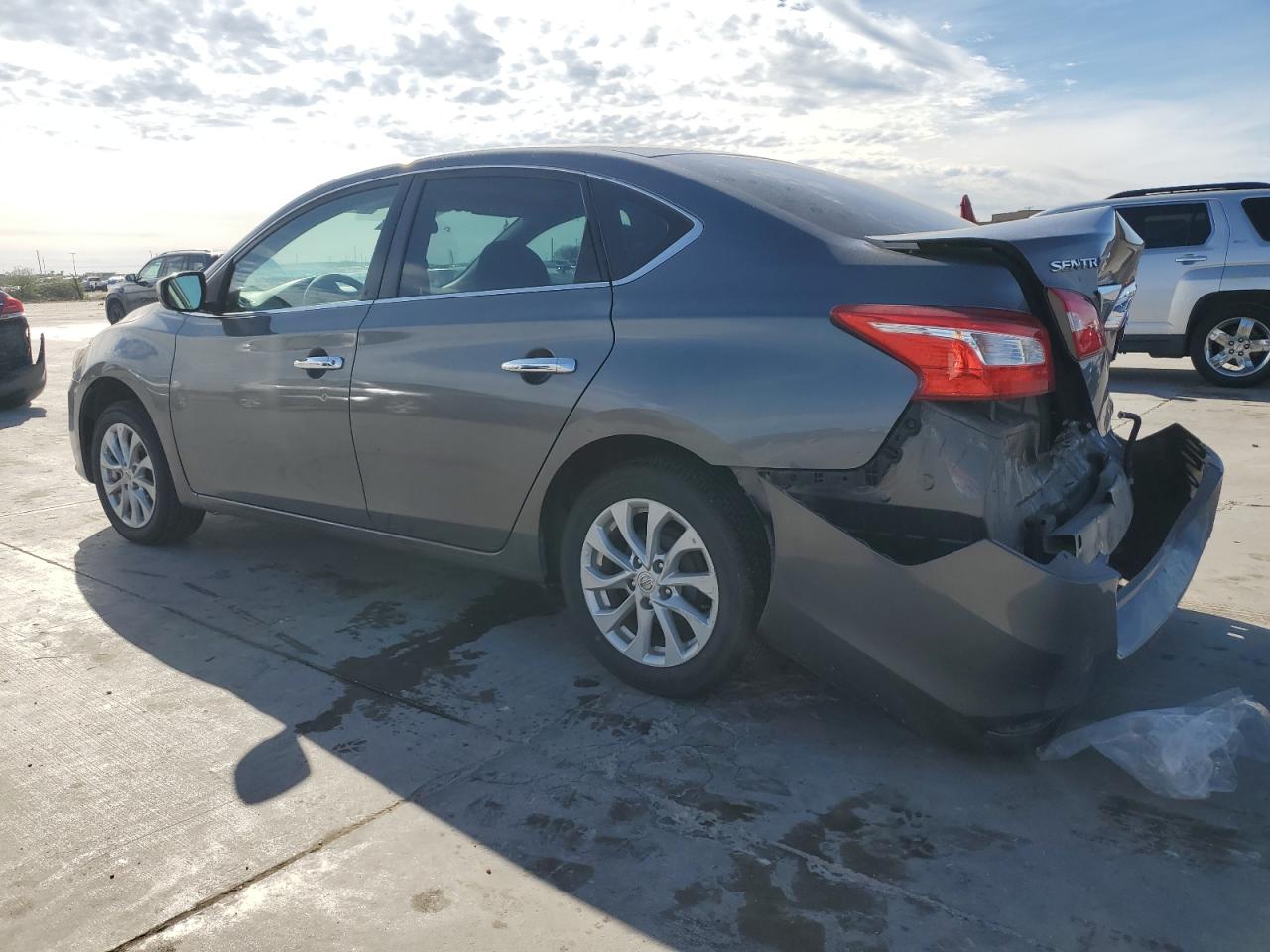 3N1AB7AP7JY316833 2018 Nissan Sentra S