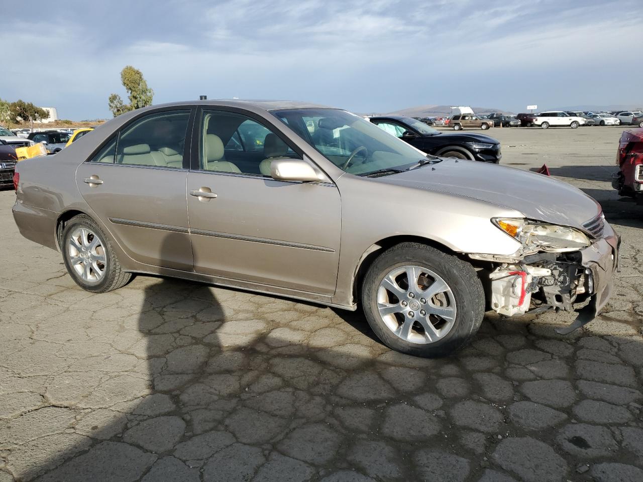 JTDBF30K050162602 2005 Toyota Camry Le