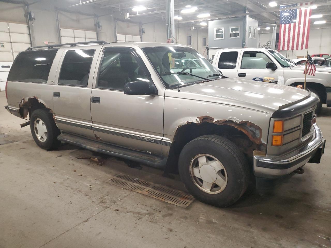 3GKFK16R4XG540882 1999 GMC Suburban K1500