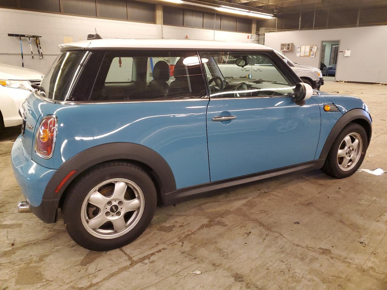 2009 Mini Cooper VIN: WMWMF33549TW79157 Lot: 82025384