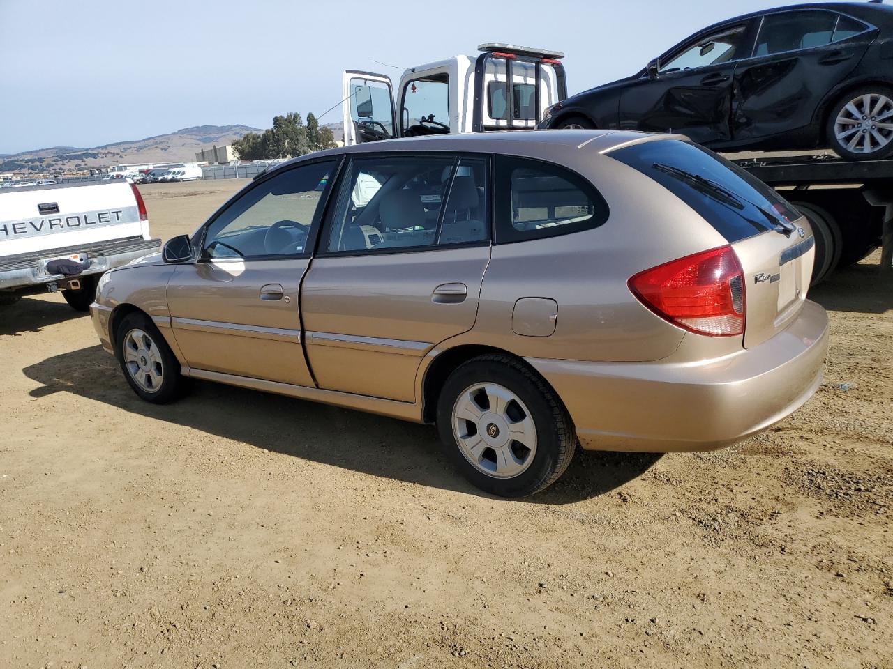 2003 Kia Rio Cinco VIN: KNADC165236167234 Lot: 81564564