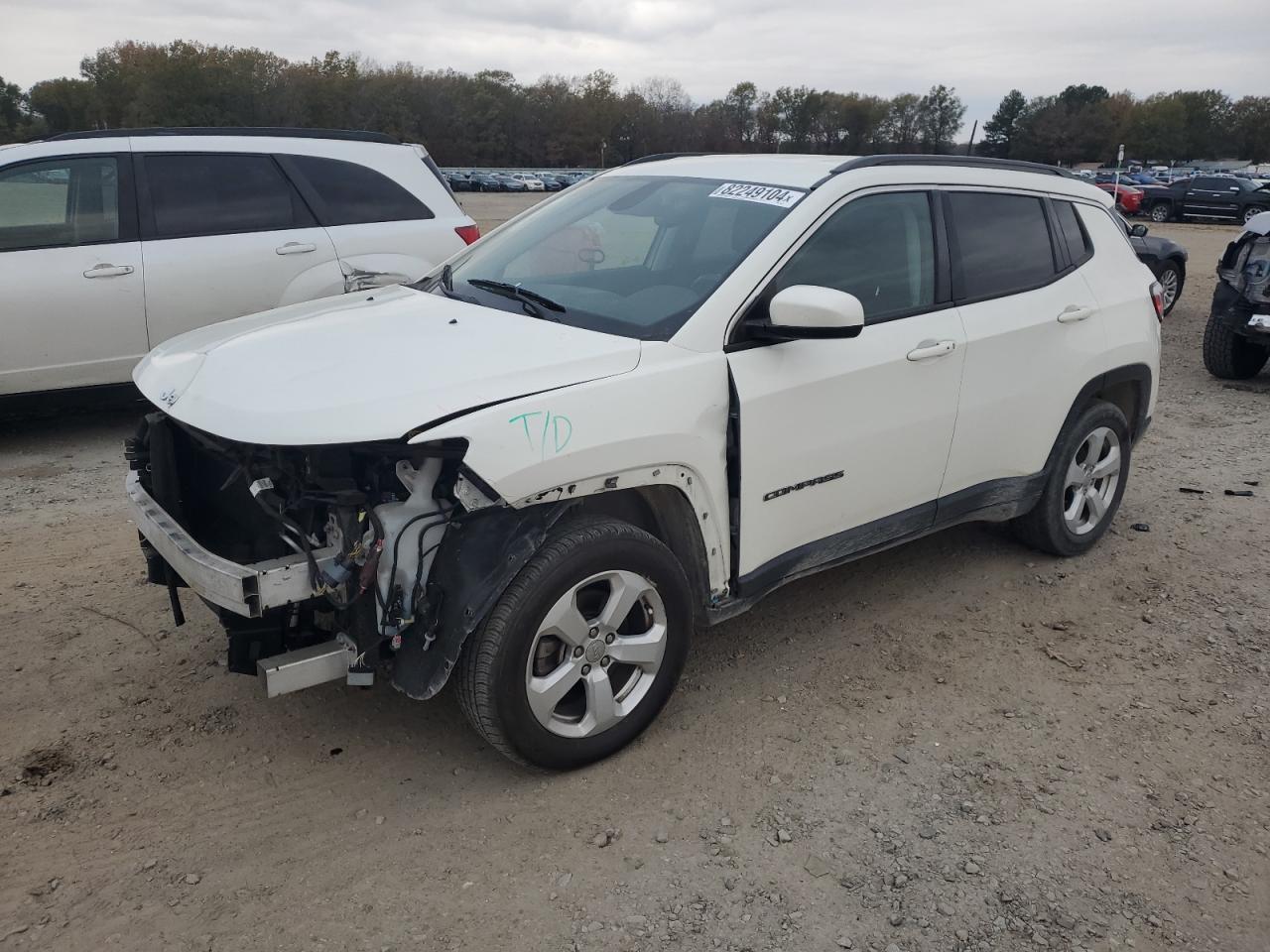 2018 Jeep Compass Latitude VIN: 3C4NJDBB2JT178716 Lot: 82249104